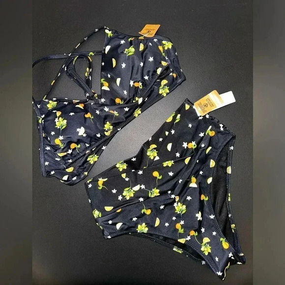 PINK 2PC Swimsuit - Picture 1 of 4